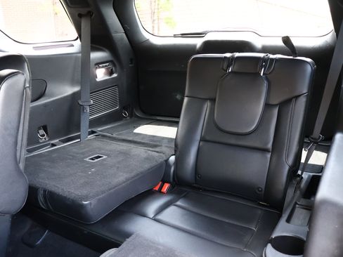 Used 2020 Ford Explorer Limited RWD image 23