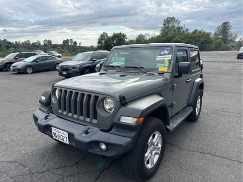 Used 2022 Jeep Wrangler Sport S image 1