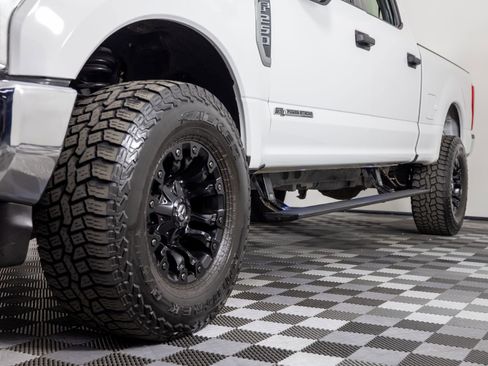 Used 2019 Ford F250 XLT image 39