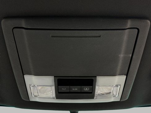 Used 2014 Ford Explorer XLT w/ Equipment Group 202A AWD/4WD image 42