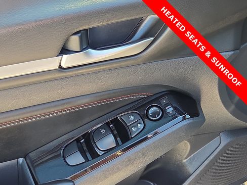 Used 2023 Nissan Altima 2.5 SR w/ SR Premium Package AWD/4WD image 13
