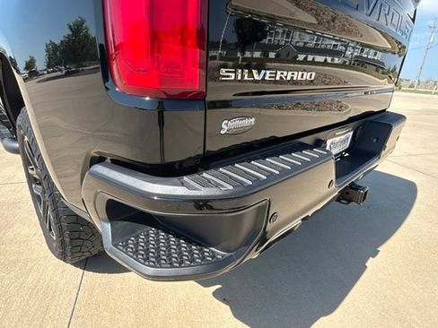 Used 2022 Chevrolet Silverado 1500 LT Trail Boss w/ Safety Package AWD/4WD image 27