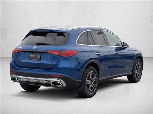 New 2026 Mercedes-Benz GLC 300 image 2