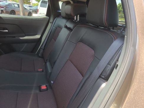 Certified 2025 Nissan Kicks SR FWD image 11