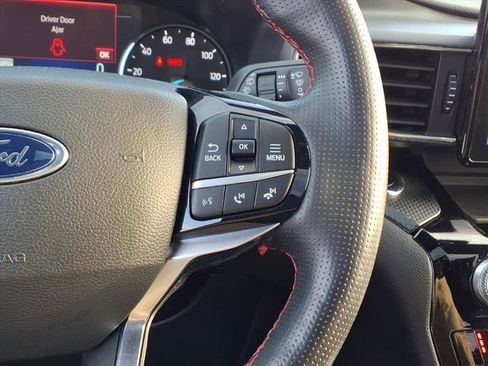 Used 2022 Ford Explorer ST-Line w/ Class IV Trailer Tow Package image 18