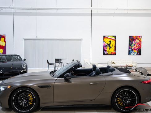 Used 2022 Mercedes-Benz SL 55 AMG 4MATIC image 38