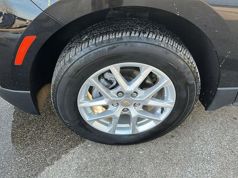 Used 2024 Chevrolet Equinox LS w/ LS Convenience Package image 12
