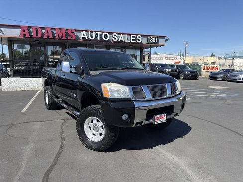 Used 2007 Nissan Titan LE w/ Tow Pkg AWD/4WD image 1