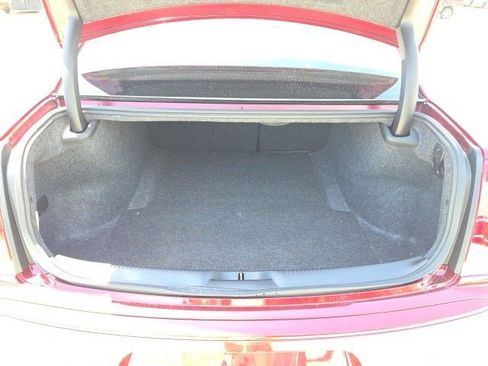 Certified 2023 Chrysler 300 C RWD image 11