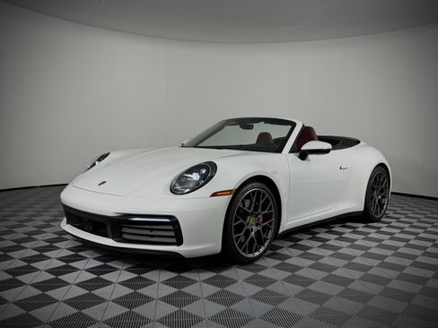 Used 2020 Porsche 911 Carrera 4S image 2
