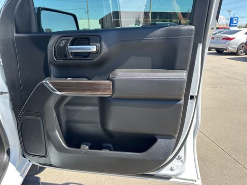 Used 2022 Chevrolet Silverado 1500 LT image 21