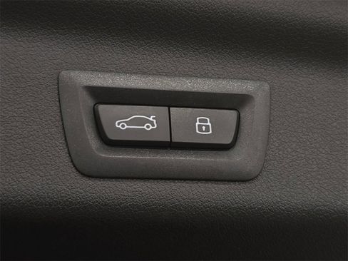 Used 2026 BMW X1 M35i w/ Technology Package image 29