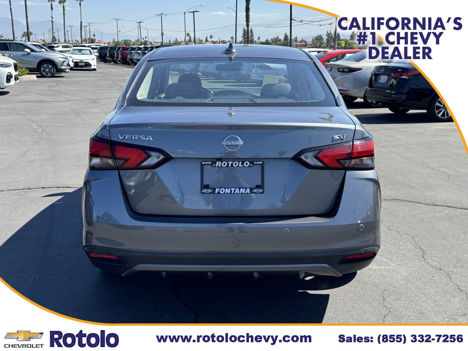Used 2024 Nissan Versa SV FWD image 5