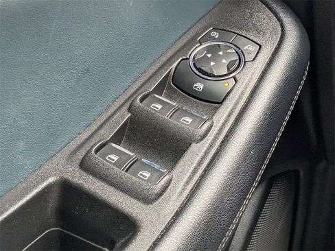 Used 2024 Ford Edge SEL w/ Sport Appearance Package image 23