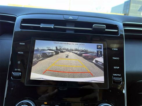 Certified 2022 Hyundai Tucson SE image 22