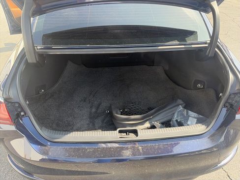 Used 2020 Lexus ES 350 w/ Premium Package image 10