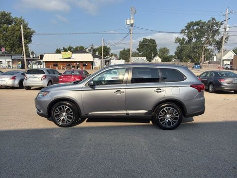 Used 2016 Mitsubishi Outlander SE AWD/4WD image 5