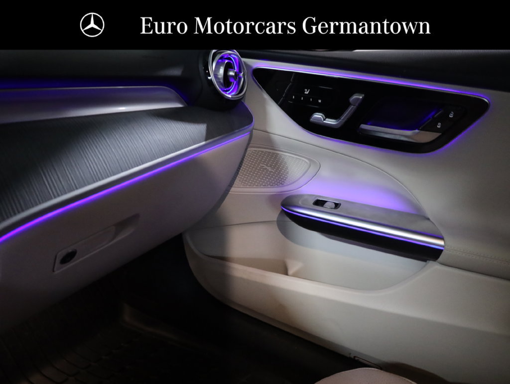 Used 2023 Mercedes-Benz C 300 4MATIC Sedan image 22