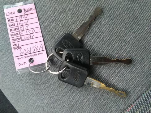 Used 1994 Ford F150 XL image 14