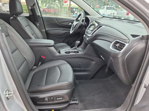 Used 2018 Chevrolet Equinox Premier FWD image 23