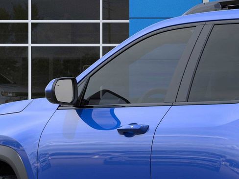 New 2025 Chevrolet Equinox ACTIV w/ Convenience Package III image 12