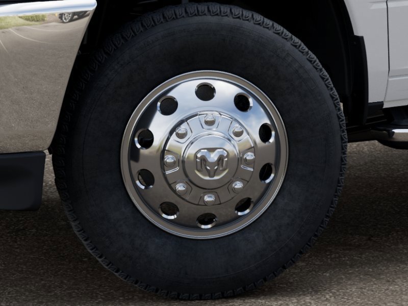 New 2027 RAM 3500 Big Horn AWD/4WD image 9