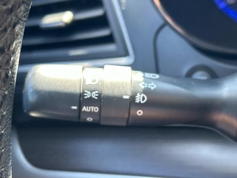 Used 2017 Subaru Legacy 2.5i Limited AWD/4WD image 33