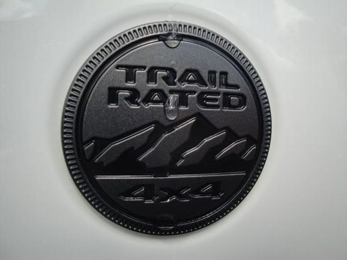 Used 2022 Jeep Gladiator Sport image 8