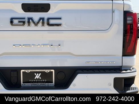 New 2026 GMC Sierra 2500 Denali Ultimate AWD/4WD image 5