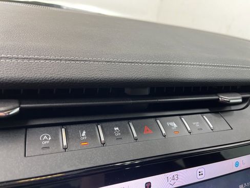 New 2026 Jeep Grand Cherokee Limited w/ Limited Altitude Package image 16