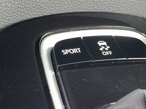 Used 2021 Toyota Corolla SE image 20