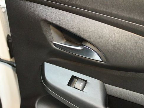 Used 2025 Buick Envista Avenir FWD image 12