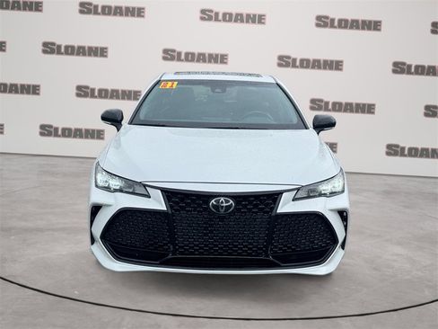 Used 2021 Toyota Avalon XSE image 8