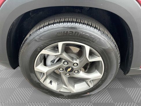 Used 2024 Chevrolet Trax LT w/ Driver Confidence Package image 32