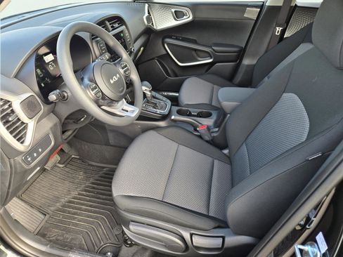 New 2025 Kia Soul LX image 15