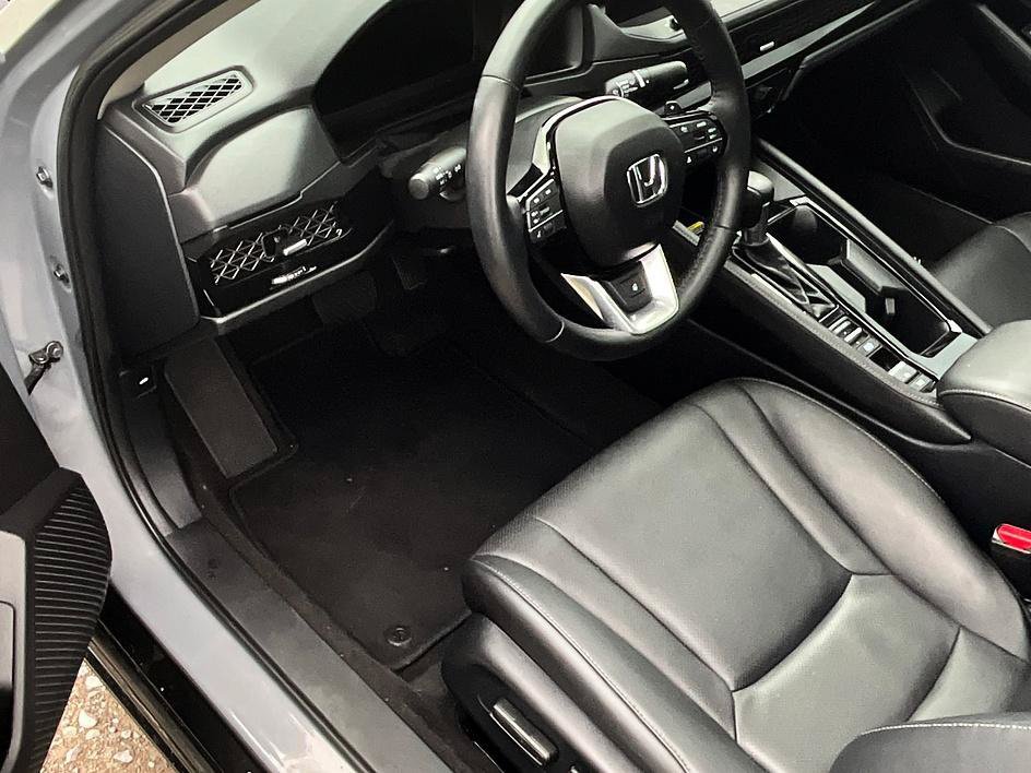 Used 2025 Honda Accord Touring image 20