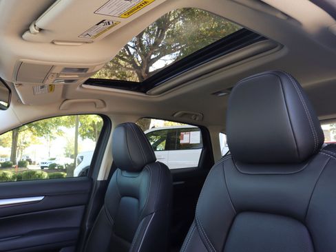 New 2025 MAZDA CX-5 AWD 2.5 S w/ Preferred Package image 7