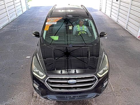 Used 2017 Ford Escape Titanium FWD image 2