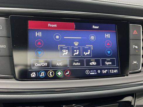 Certified 2023 Buick Enclave Essence w/ Experience Buick Package image 22