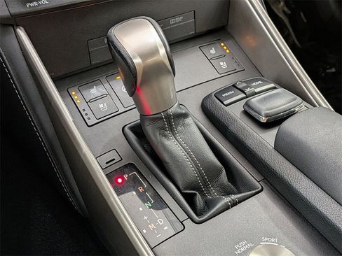 Used 2016 Lexus IS 300 AWD image 26