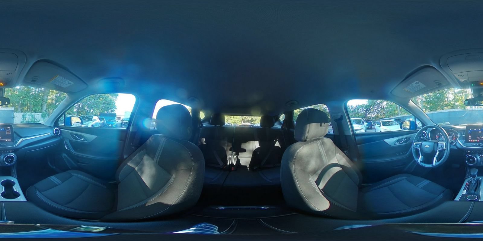 Used 2025 Chevrolet Blazer LT FWD image 43