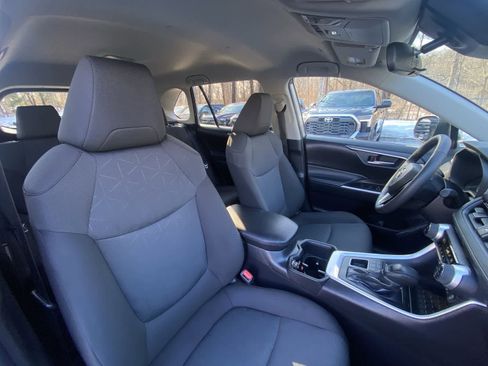 Used 2024 Toyota RAV4 XLE w/ Weather Package image 30