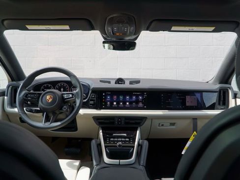 New 2026 Porsche Cayenne Coupe image 21