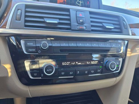 Used 2018 BMW 320i Sedan image 29