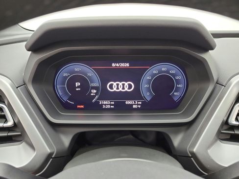 Used 2023 Audi Q4 e-tron Premium Plus w/ Premium Plus RWD image 9