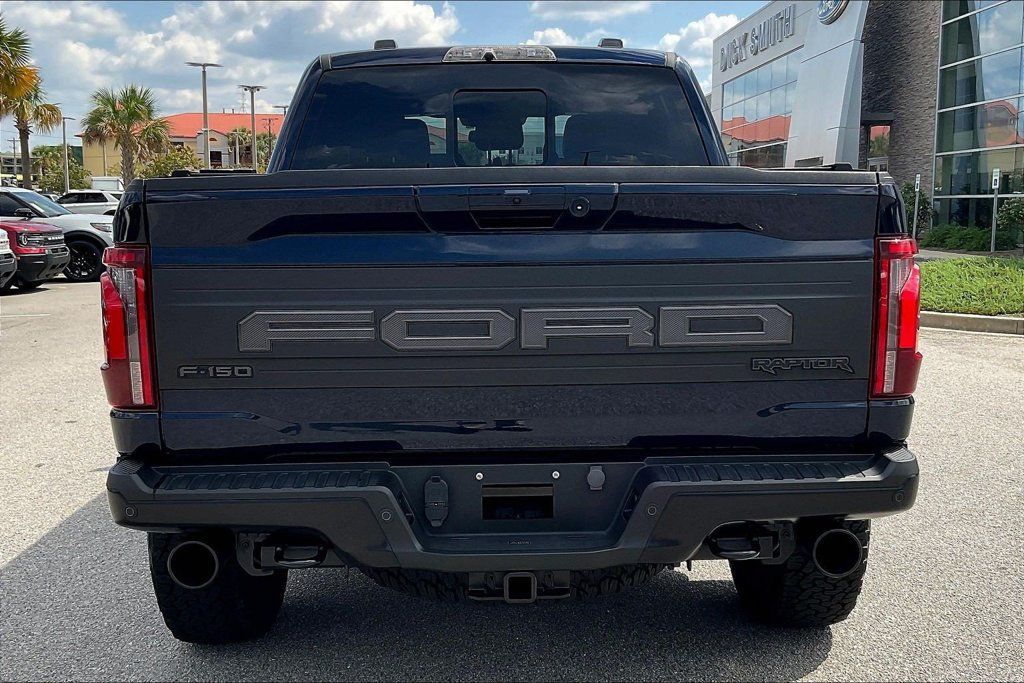 Used 2025 Ford F150 Raptor AWD/4WD image 5