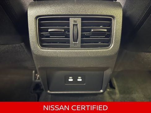 Certified 2025 Nissan Rogue SV AWD/4WD image 33