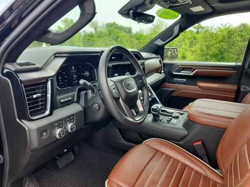 Used 2026 GMC Sierra 1500 Denali Ultimate AWD/4WD image 18