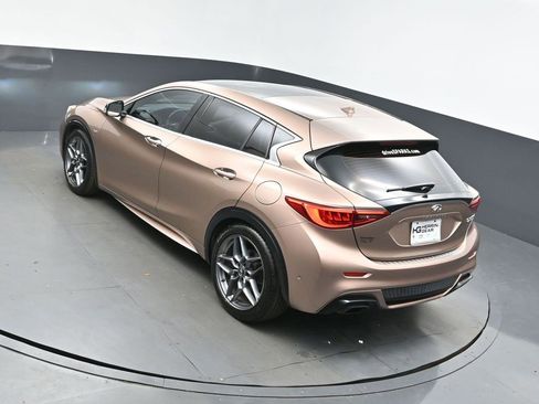 Used 2018 INFINITI QX30 Sport w/ Sport Leather Package image 34