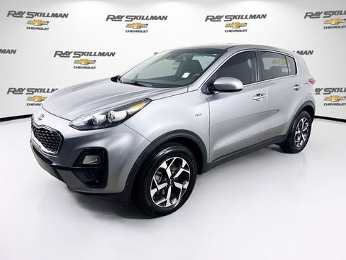 Used 2021 Kia Sportage LX AWD/4WD image 3